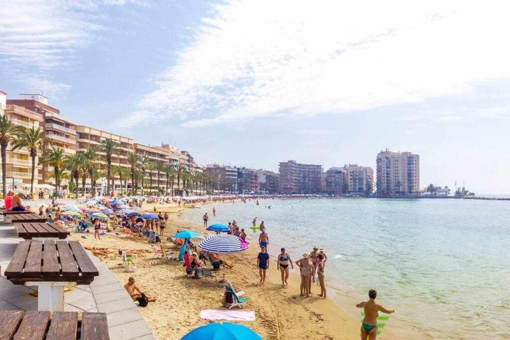 Apartamento Pink Maritimo تورّيفيِخا المظهر الخارجي الصورة